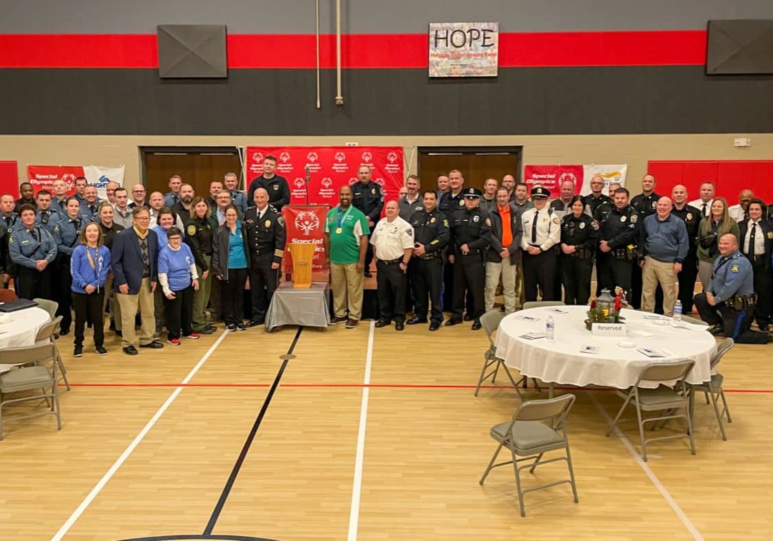 Law Enforcement With Athletes Group Photo